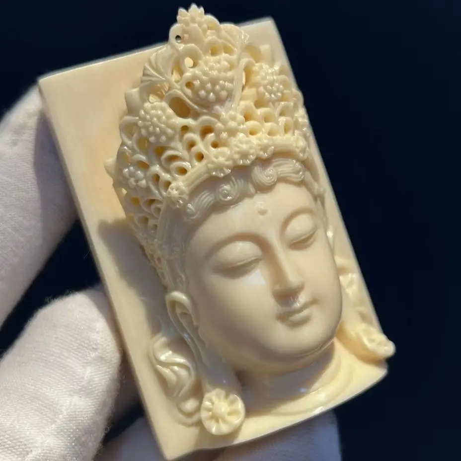 Niche Car Carries Ivory Fruit Guanyin Carving Pendant Pendant Plaques Buddha Models Plaques To Protect The Peace of Literature