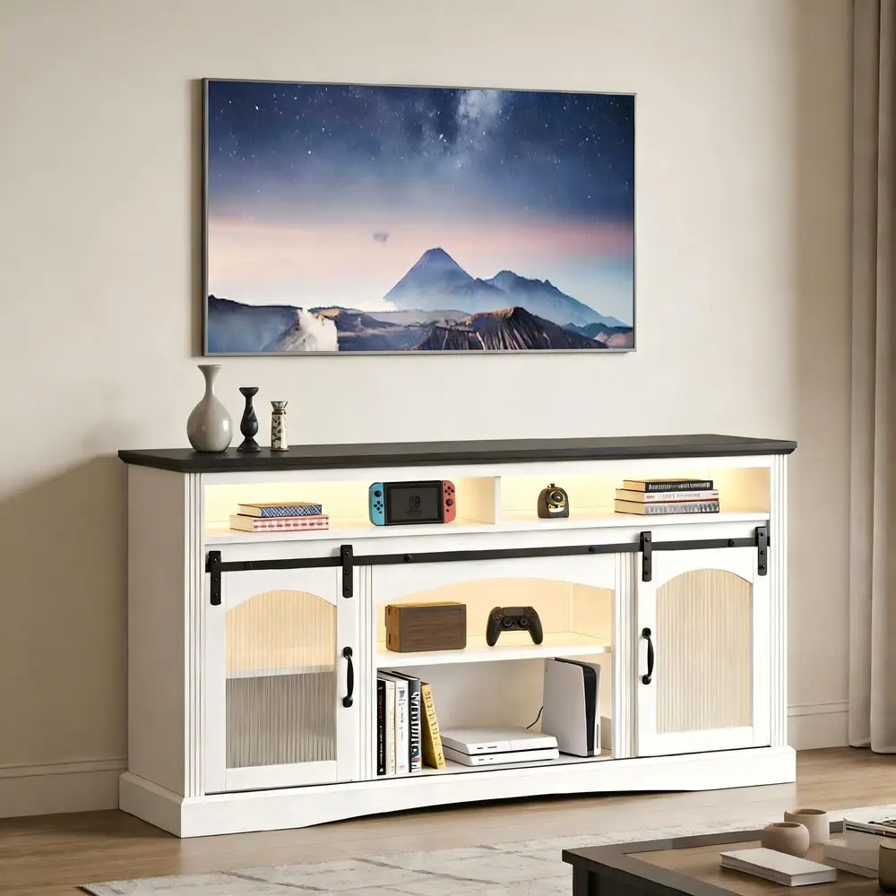 Suporte para TV Estilo Fazenda para Televisores de até 65 Polegadas, Centro de Entretenimento de 59 W com Controle por APP, Luzes LED RGB e Porta de Vidro Deslizante