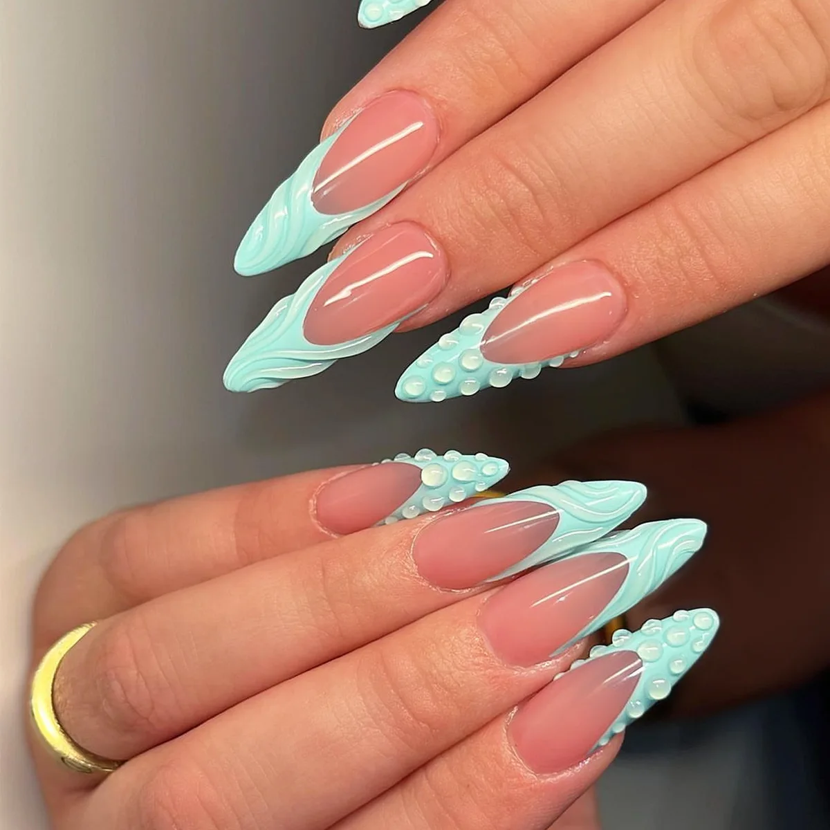24pcs Flower Shell Stick on False Nail French Green Cat's Eye Stiletto Fake Nails Tips Long Almond Wearable Press on Nails Sets