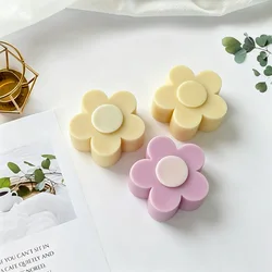 Small Flower-Shaped Cake Decoration Silicone Mold DIY Flower Scented Candle Gypsum Handmade Soap Diffuser Stone Mold