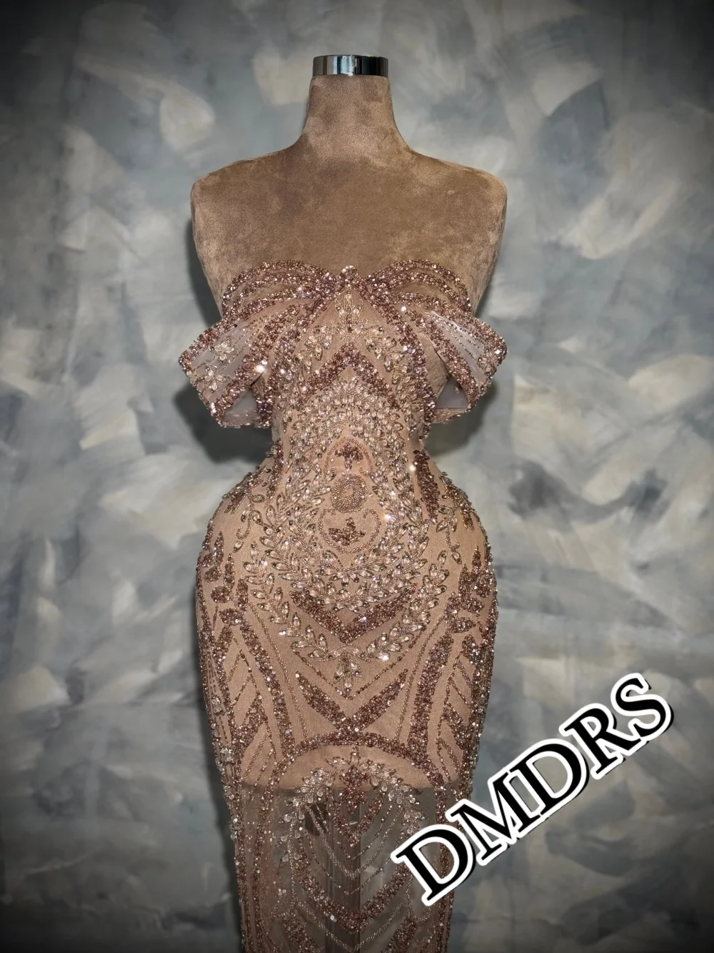 

DMDRS Romantic Off-Shoulder Evening Dress 2026 Exquisite Strapless Party Gown Classic Crystal-Embellished Floor-Length Party Dre