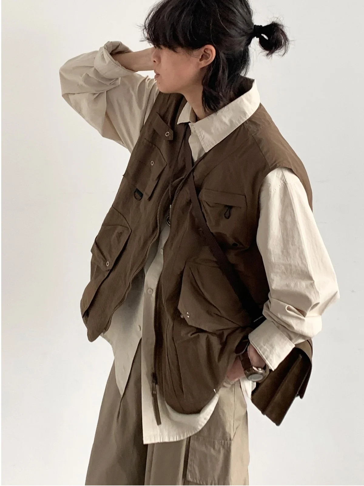 

Ретро-жилет в японском стиле, свободного кроя, тактический, однотонный, для работы, в американском стиле, модный жилет-безрукавка