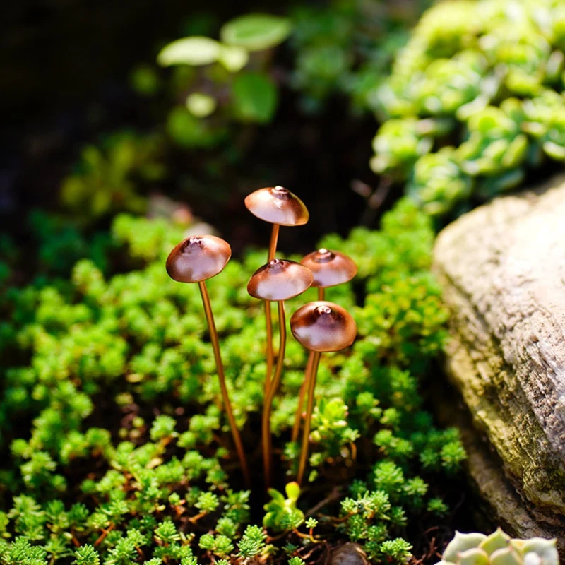 Metal Mushroom Garden Statue Stake,Flower Pot Decoration,Outdoor Statue Mushroom Ground Decoration For Garden