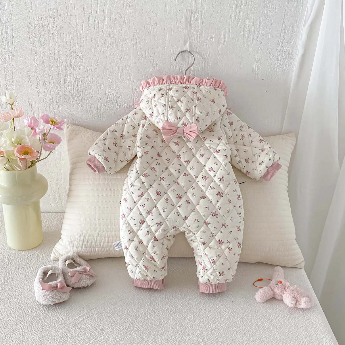 baby-girl-winter-sweet-and-cute-floral-cotton-padded-hooded-jumpsuit-baby-girl-warm-and-comfortable-long-sleeve-cotton-padded-j
