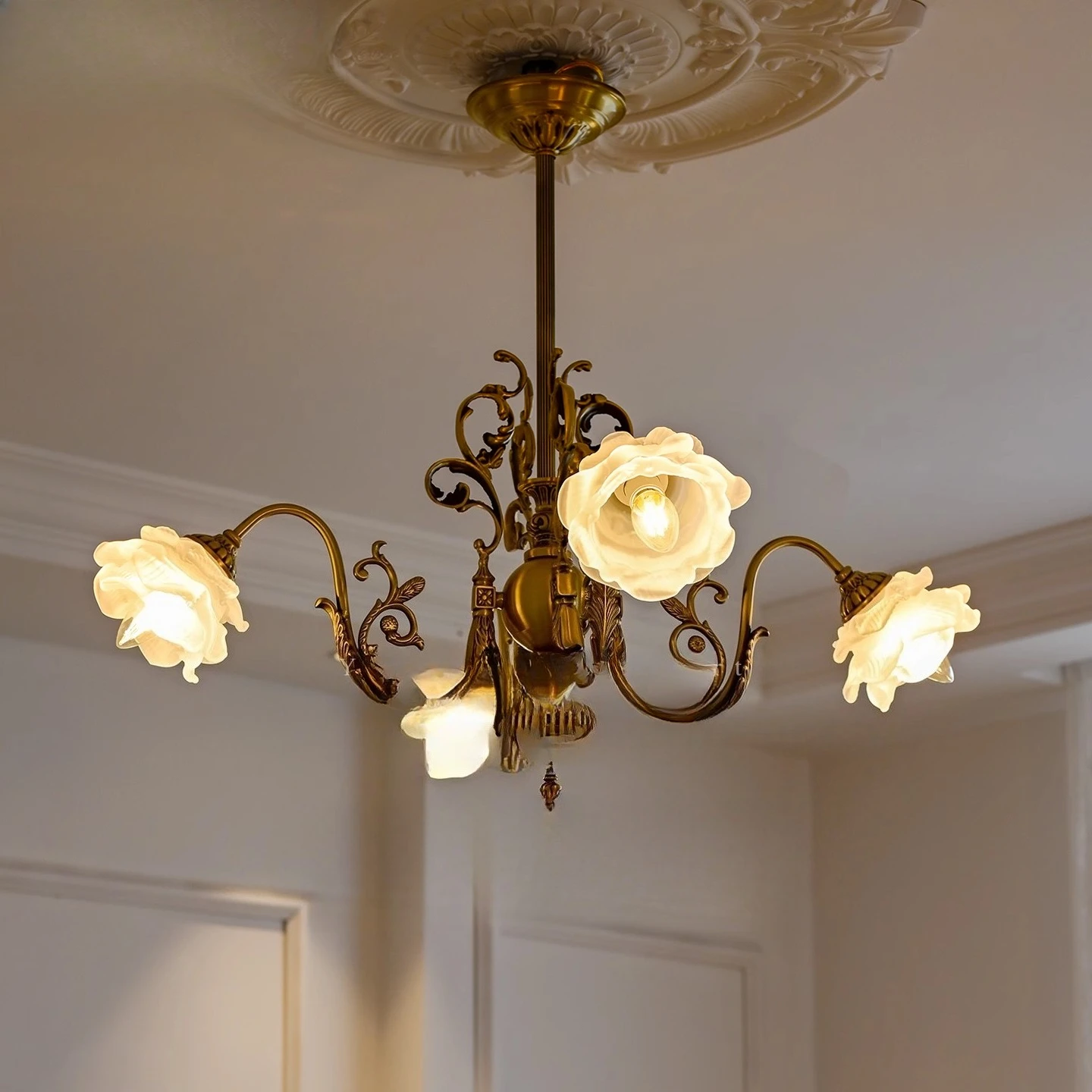 Lâmpada rococó antiga para sala de jantar, lustre retrô barroco para sala de estar e quarto