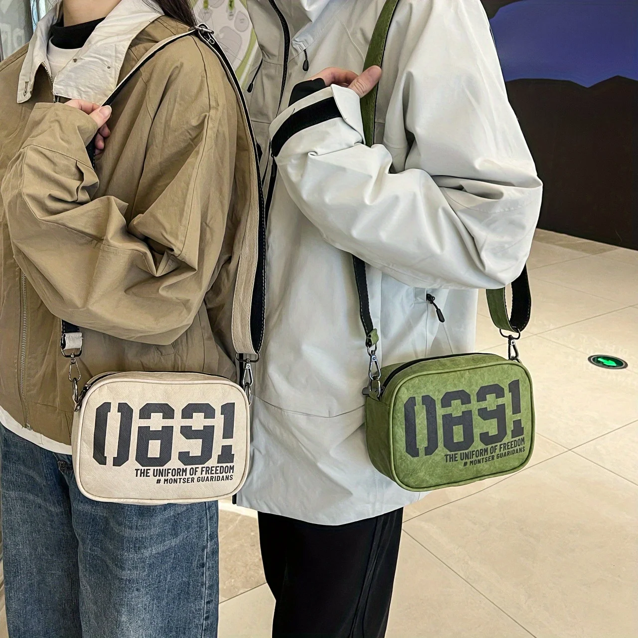 

Fashionable Sporty Style Letter Shoulder Bag, Outdoors Simple Small Square Bag, Student Commute Practical Crossbody Bag