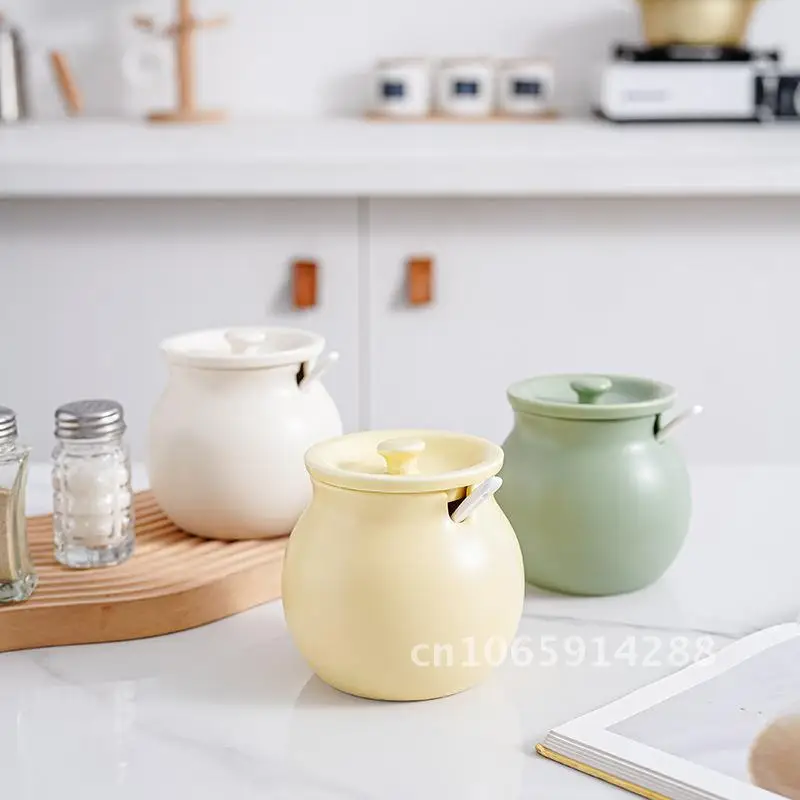 

Роскошная керамическая банка для заливки сала, варианты светлого цвета с ложкой, многофункциональная кухонная банка для хранения приправ, приправа