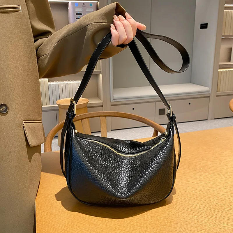 

Crescent Shoulder Bag for Womens Genuine Leather HandbagsDesigner Hobo Crossbody Bag Adjustable Strap Messenger Tote Bag