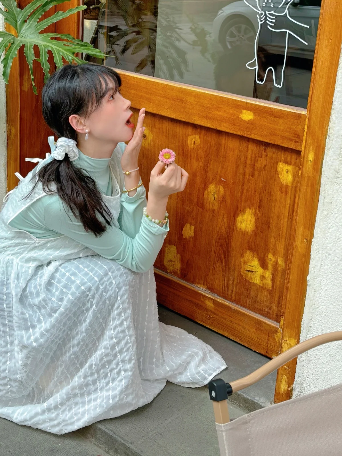 Vestido Longo em Camadas Estilo Coreano com Manga Longa e Decote em A, Verde Menta, com Renda Frontal e Traseira, Fresco e An...