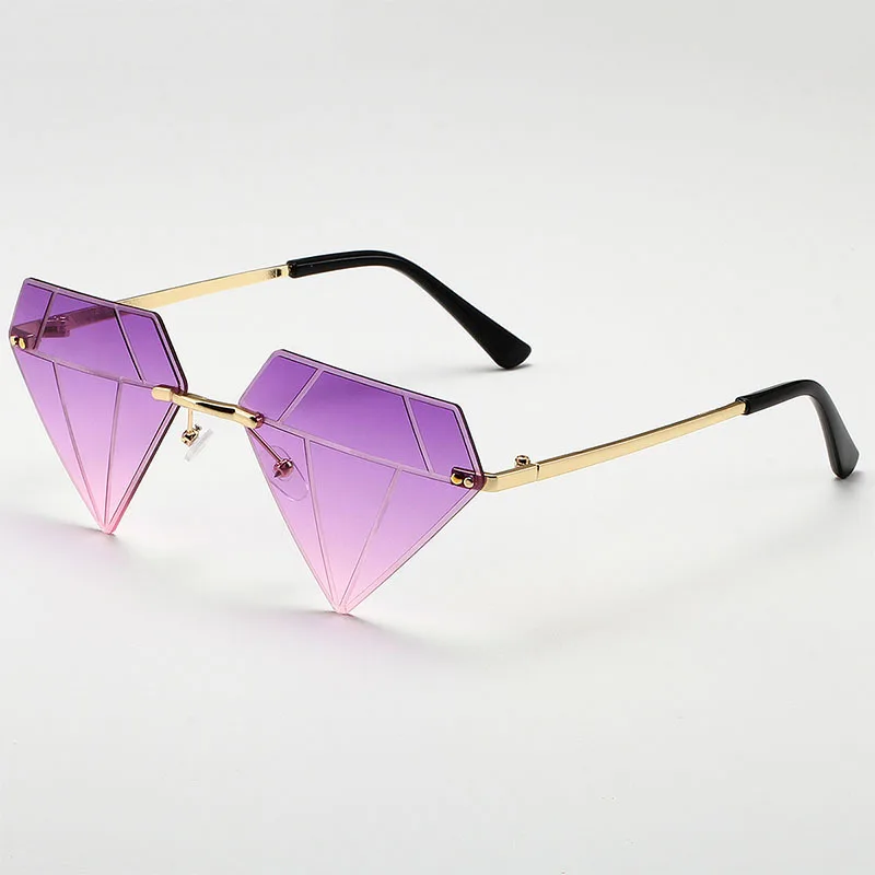 

Triangle Diamond Shaped Sunglasses Women Men Vintage Clear Ocean Gradient Glasses Rimless Polygon Party Decor Sunshades Eyewear
