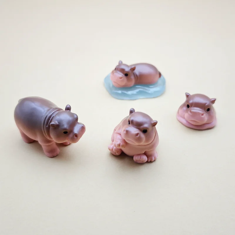 2pcs Cute Resin Hippo Figurines, Mini Small Animal Miniatures Status for DIY Crafts Micro Landscaping Home Desk Decorations