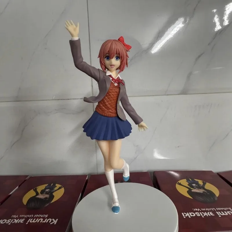 Figura de Sayori del Club de Literatura del latido del corazón de mercancía de Anime de 18cm, modelo de exhibición de regalo de cumpleaños para chica hermosa de pie