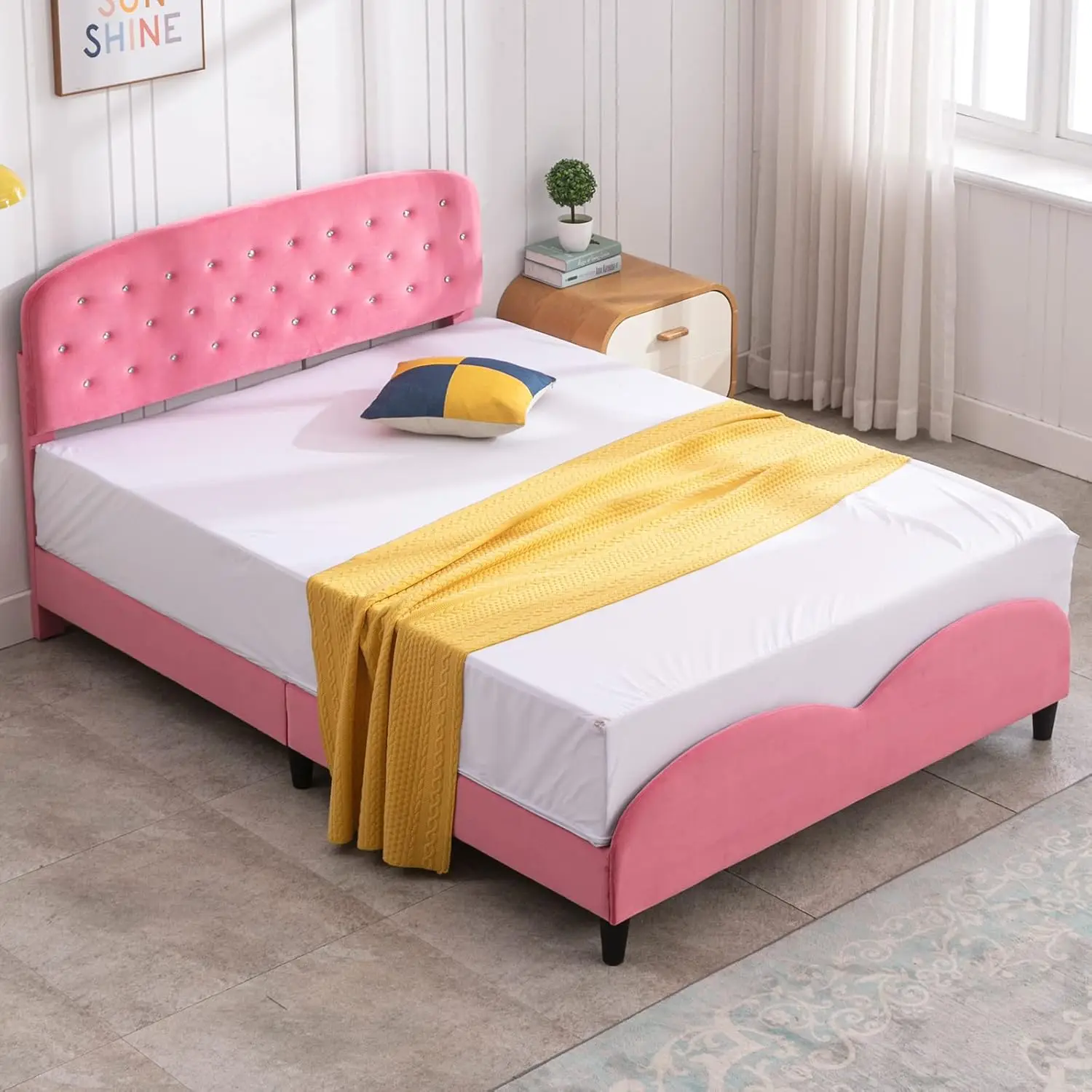 

Kids Full Size Bed Frame With Headboard, Velvet Upholstered Platform Bed With Slatted Bed Base, No Box Spring Ned, Pink Press