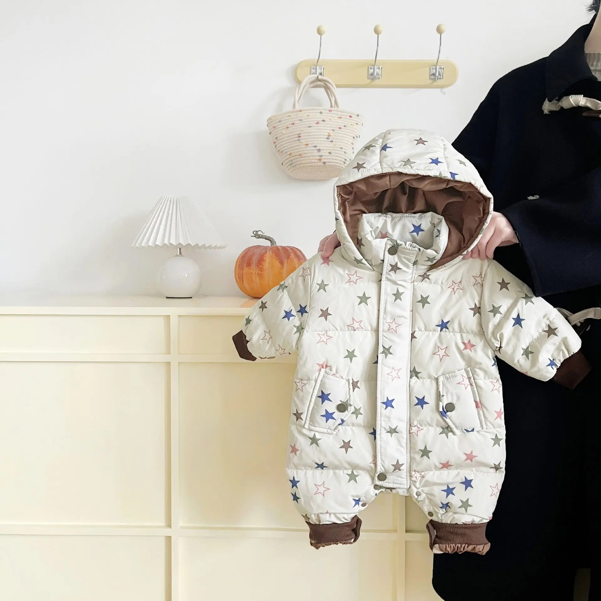 Fashion Star Print Baby Down Jacket Bodysuits Winter Jumpsuit Cute Baby Girl Cute Star Print Thick Hoodie Climbing Suit Rompers