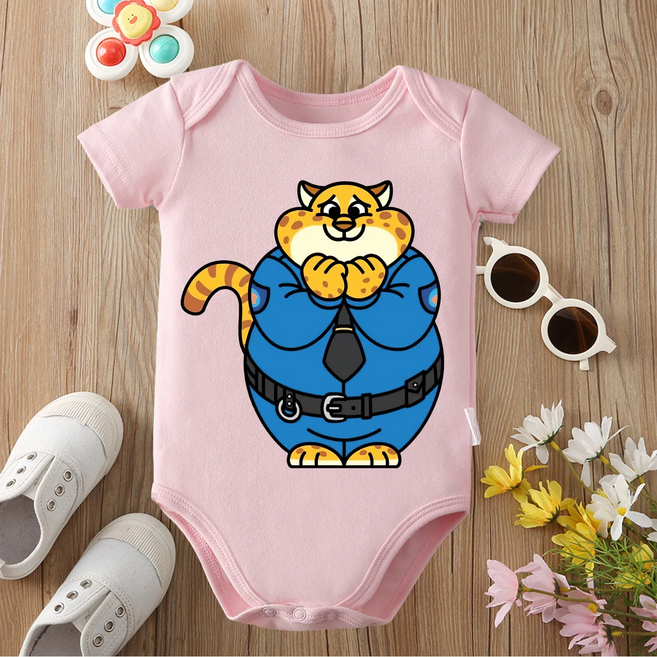 

Чистый хлопок Benjamin Zootopia, изысканная ткань с принтом, удобный комбинезон-боди для малышей, комбинезон для новорожденных от 0 до 12 месяцев