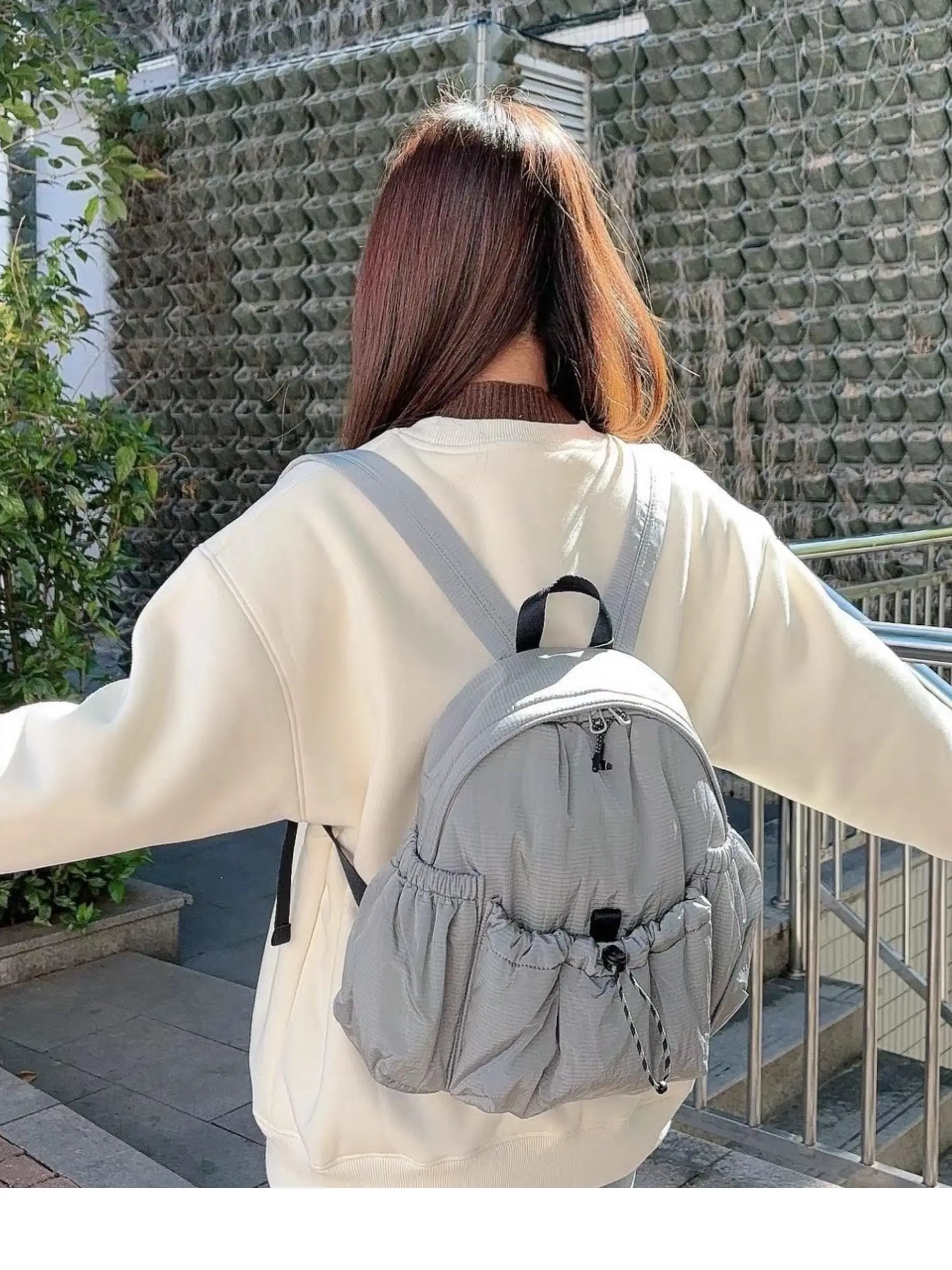 

Banana Leaf Women's Lightweight Travel Backpack LC183 Commuting Sports Hiking Small Backpack Bookbag Waterproof Outdoor Bag