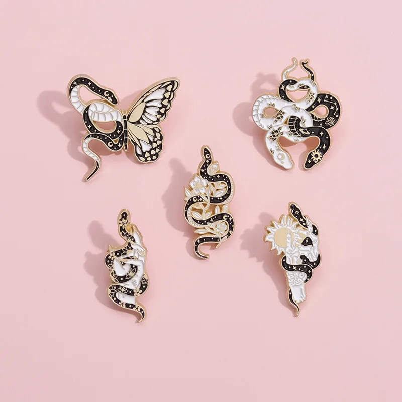 Snake and butterfly sun Brooches For Women Hollow Out Design Brooch Pin Jewelry Accessories Party Wedding Gift