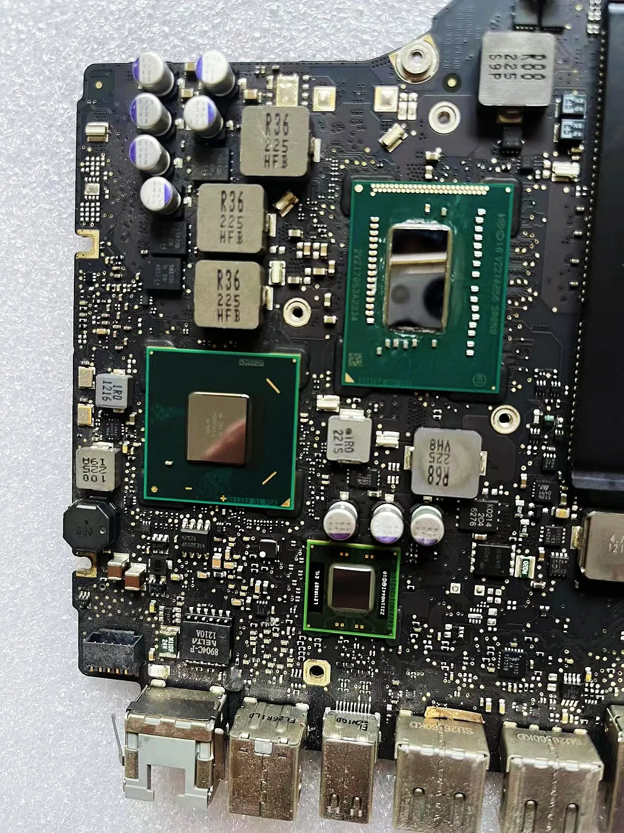 Imagem -03 - Placa-mãe 8202936-a 8203115-b Mc700 Md314 Md313 Md102 Md103 Placa-mãe Lógica Produtos de Teste Totalmente Funcionais Alta Qualidade A1278
