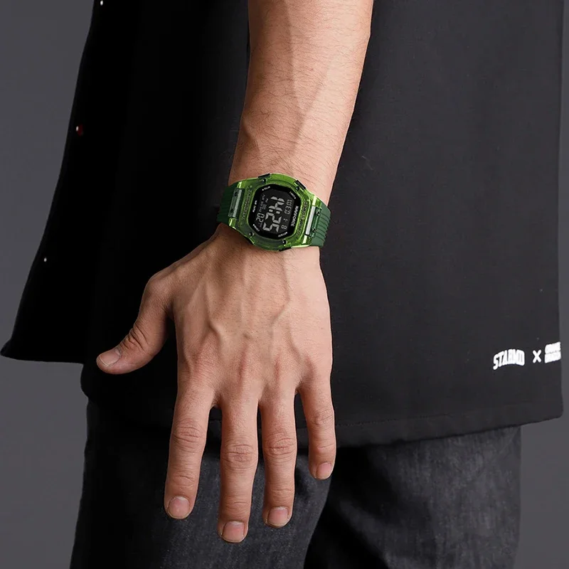 ساعة NAVIFORCE NF7113 للرجال، سوار سيليكون شعبي 5ATM مقاوم للماء، ساعة تقويم إلكترونية بسيطة