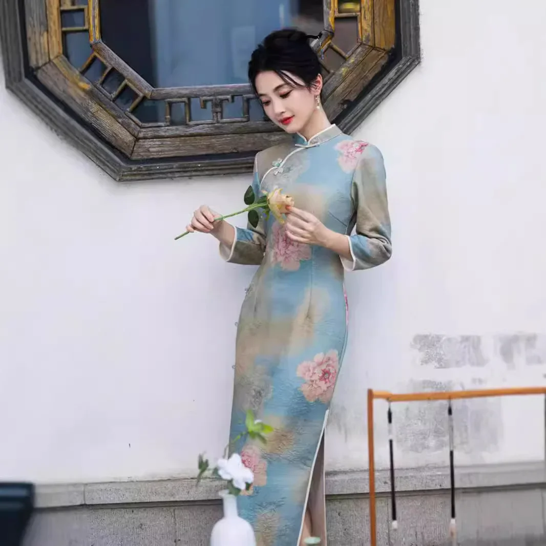 

Элегантное традиционное женское платье Cheongsam большого размера, длинное Ципао, новые китайские платья, сексуальное атласное платье Ципао с цветочным принтом