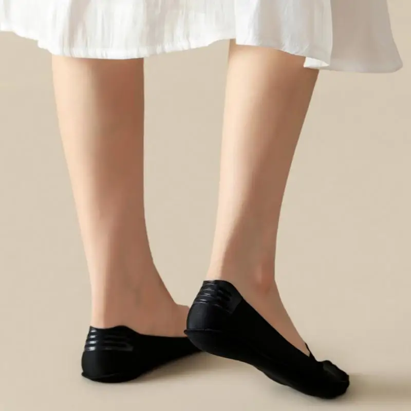 3 Pairs Women Ice Silk Invisible No Show Socks Non Slip Silicone Heel Liner Socks Thin Low Cut Hidden Socks For High Heels Flat