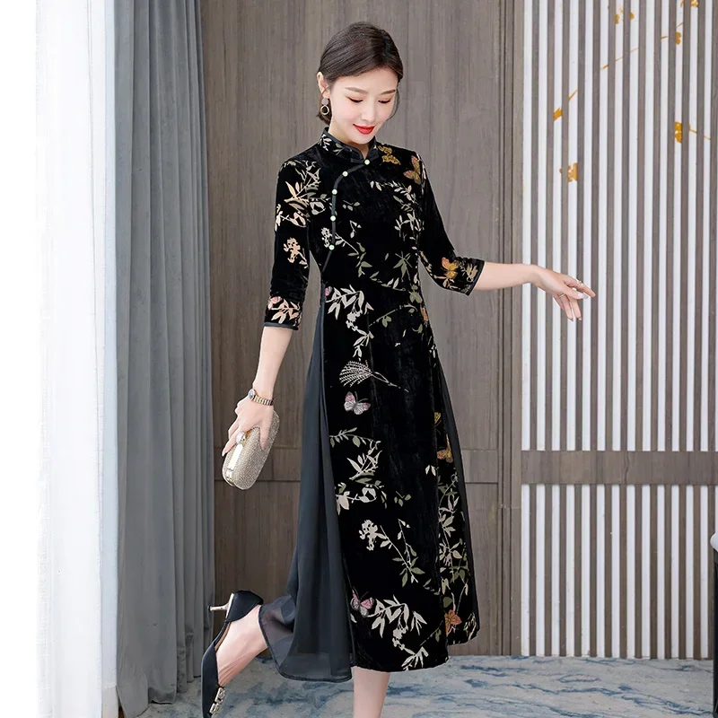 

Women Traditional Vintage Elegant Slim Cheongsam Ethnic Style Modern Qipao Femme New Golden Velvet Print Midi Chinese Dress 4XL