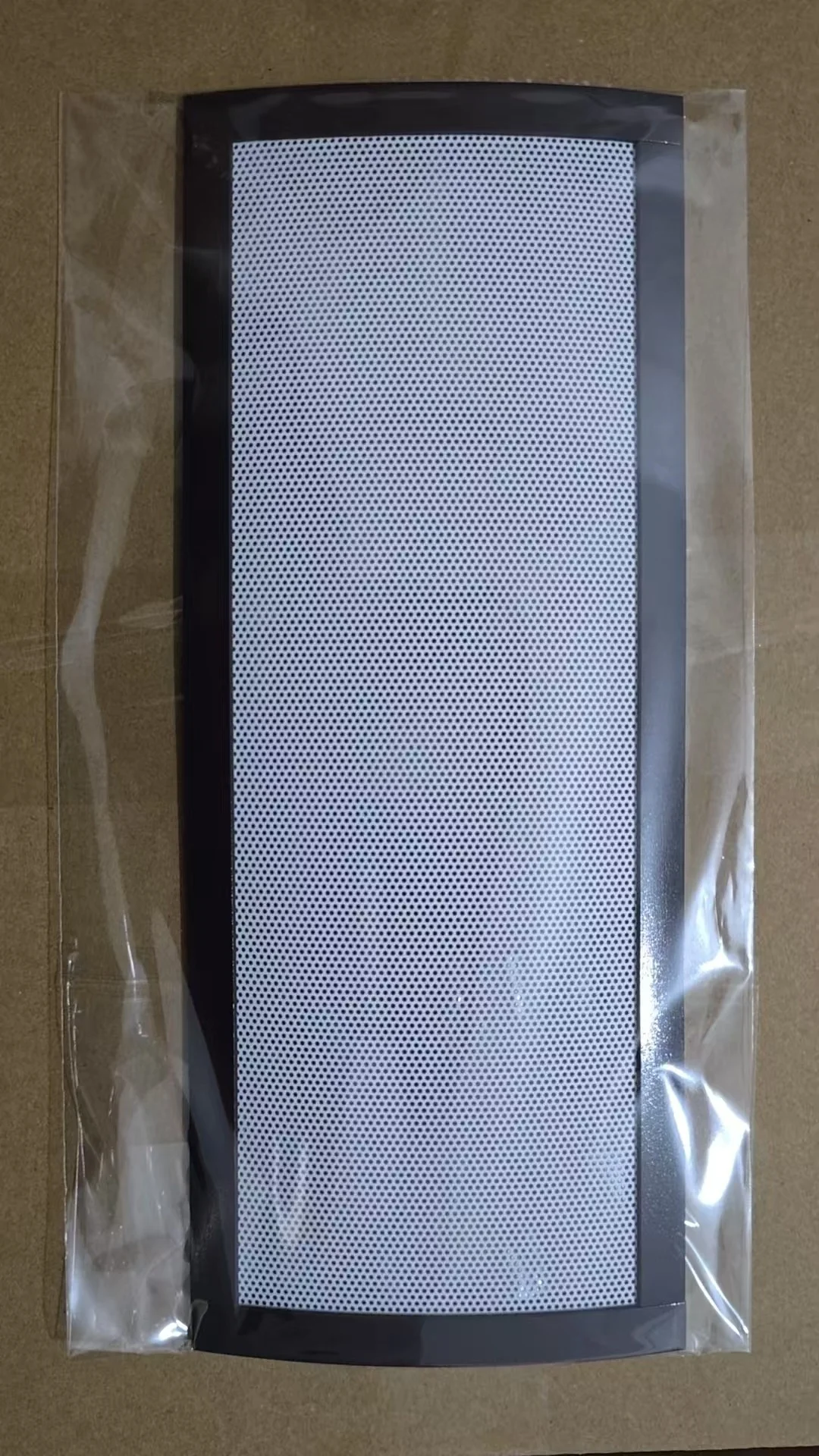 4 szt. magnetycznych osłon wentylacyjnych - nie wymaga zasilania, łatwy montaż, odpowiednie do systemów ogrzewania i chłodzenia oraz oczyszczaczy powietrza