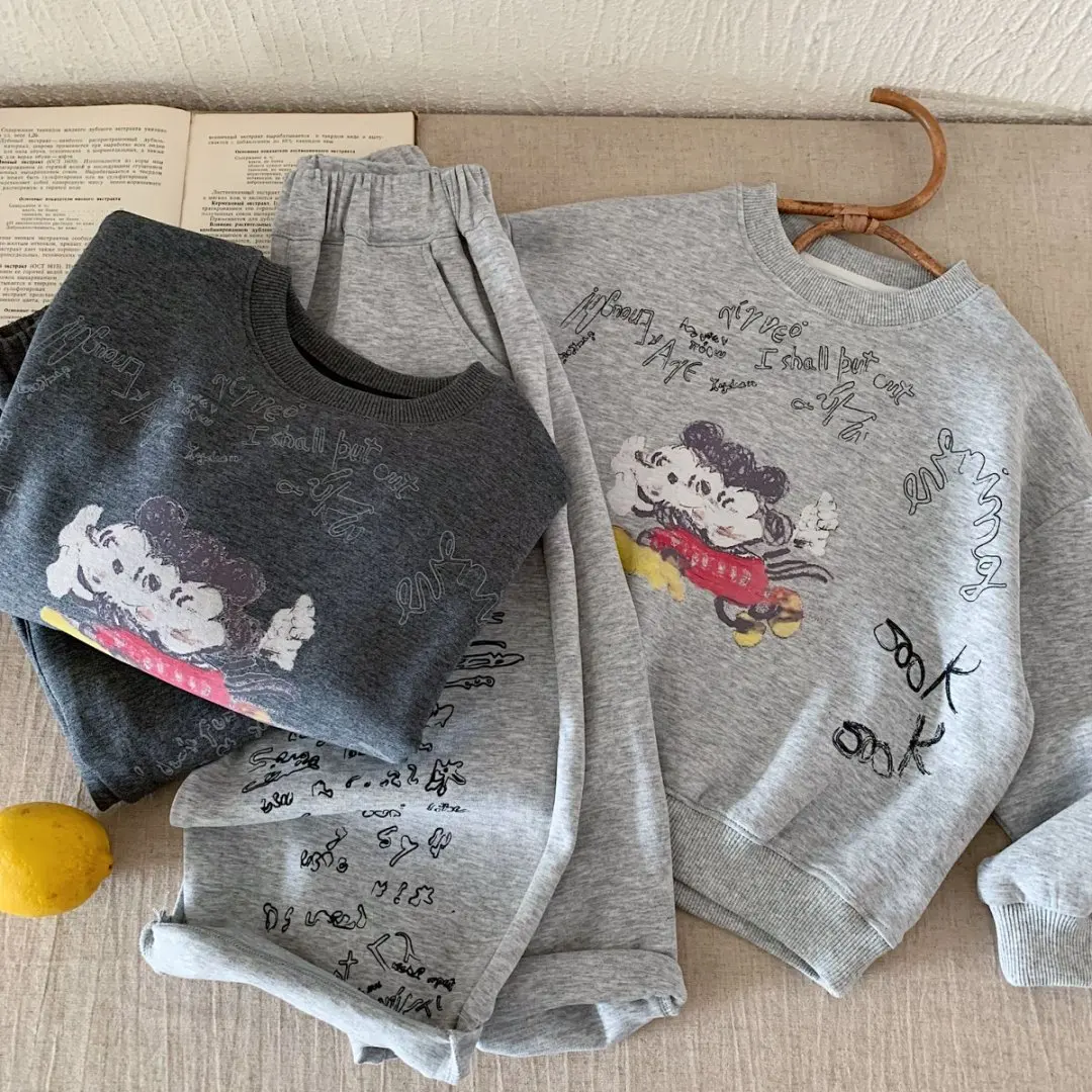 

Spring Autumn Mickey Pattern Boys' Set Korean Casual Fashion Gray Letter Print Sweatshirt Sports Pants 2 Pieces Sets For Kids