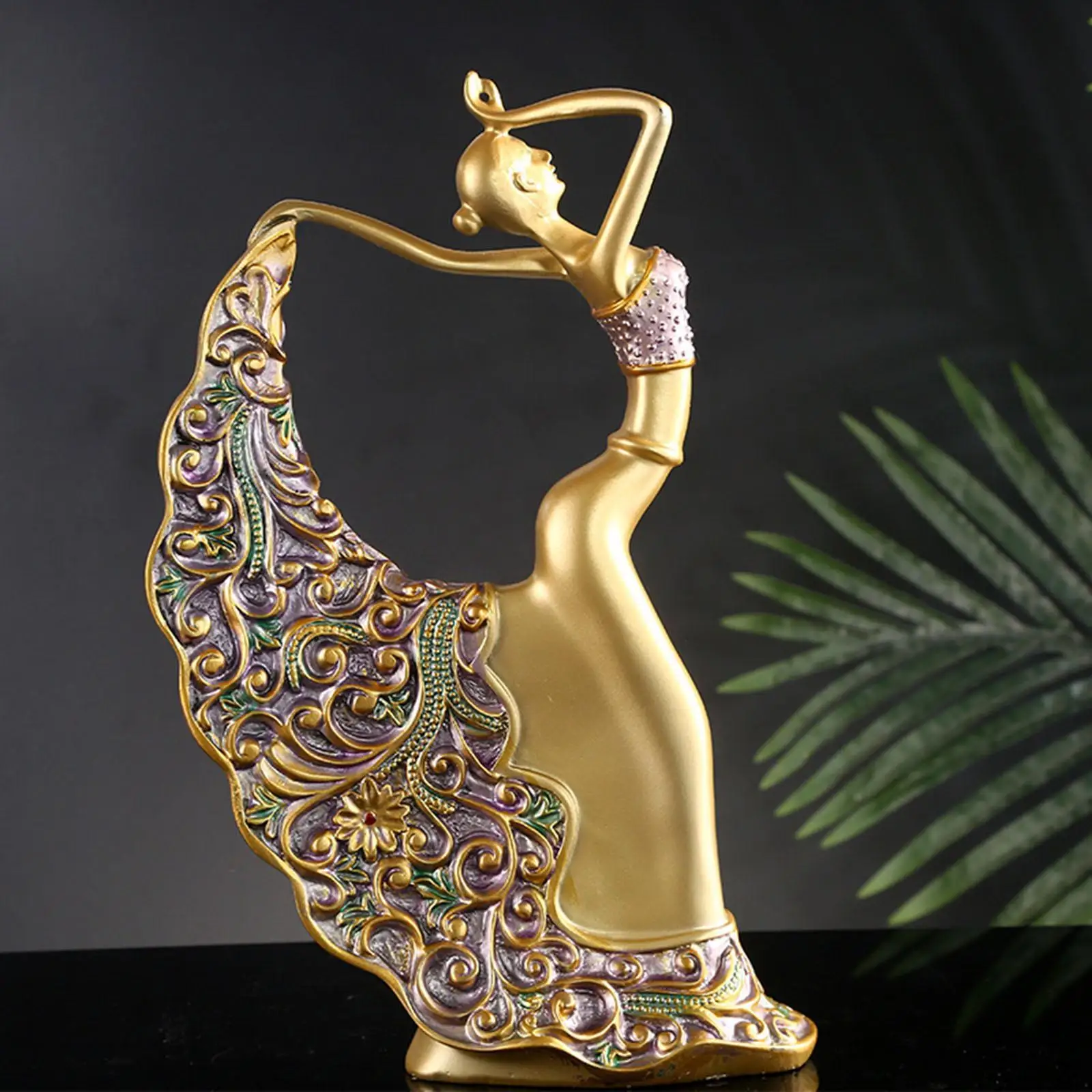 Peacock Dancer Statue Resin Figurine for Home Decor Collection Sculpture Ornament for Fireplace Office Desktop Indoor Cabinet