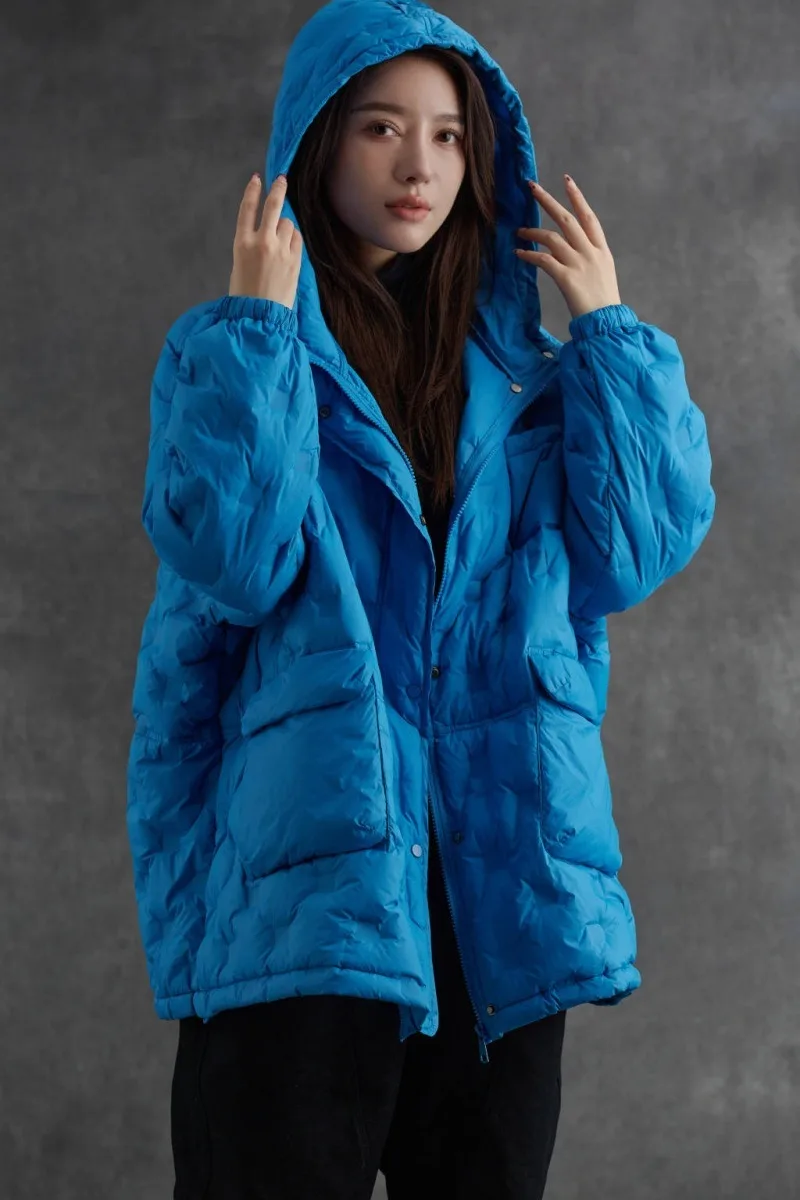 2024 Winter New Light Warm Puffer Jacket 90% White Duck Down Coat Women Short Loose Hooded Big Pocket Windproof Parka Outwear