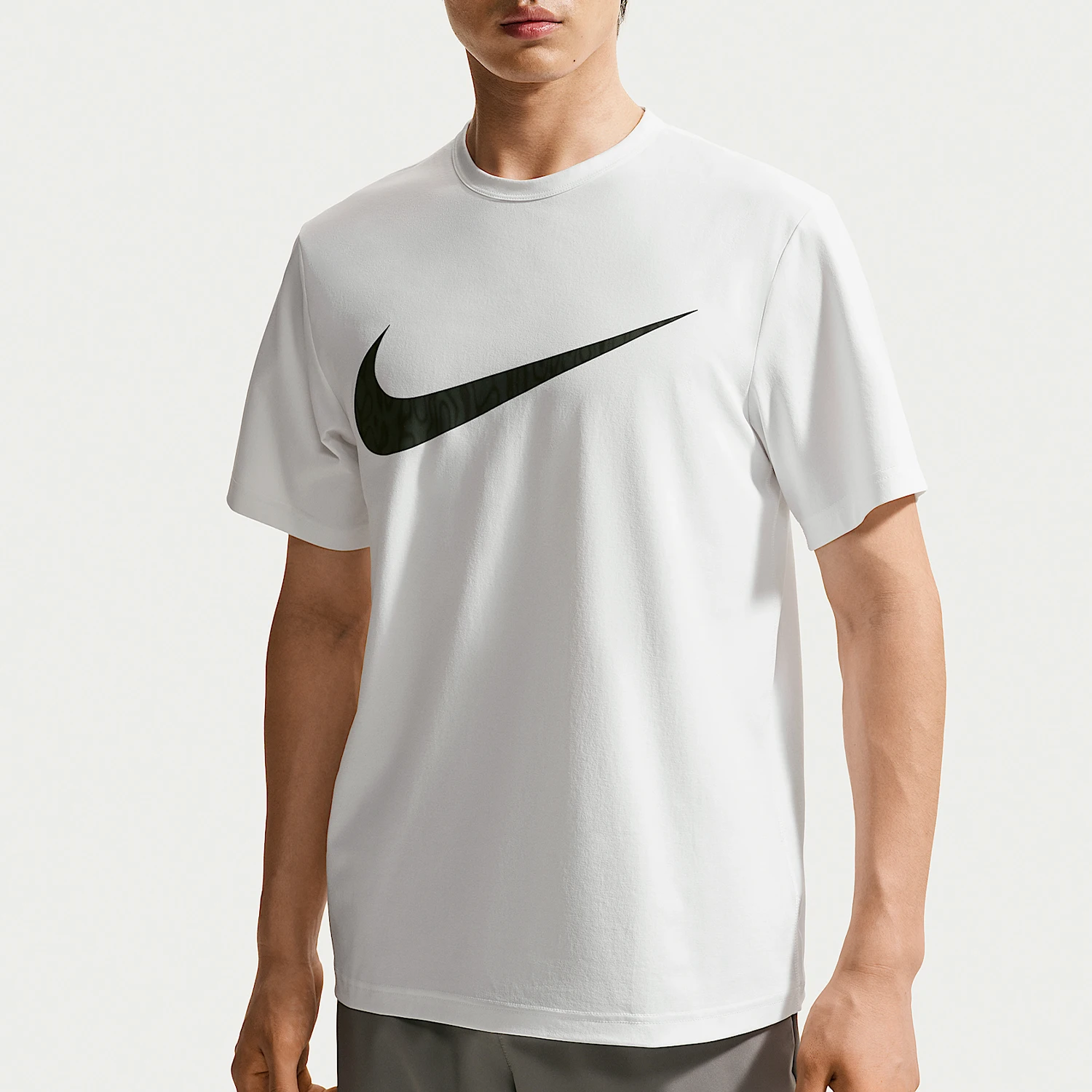 Nike genuine men's minimalist logo soft and cool sports short sleeved T-shirt IV4813-100