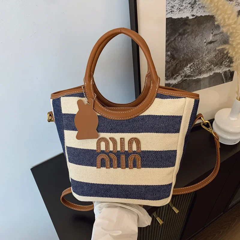 ‌-2025-ストライプキャンバストートバッグ-レディースサマービーチバッグ、ファッショナブルなショルダークロスボディパース、トレンディなバケーションショッパー