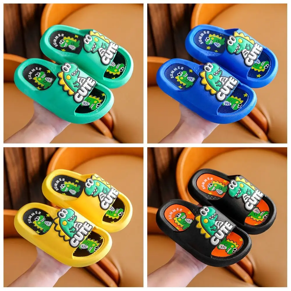 كارتون لطيف ديناصور النعال منصة بولي كلوريد الفينيل الكرتون الحيوان النعال بلون المضادة للانزلاق صنادل حمام الأطفال الشاطئ