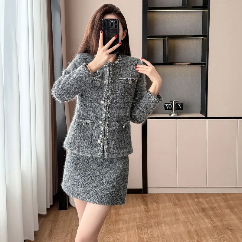 Grey coarse woolen 2-piece set jacket+high waisted skirt 2026 new small fragrant style autumn/winter women's clothing