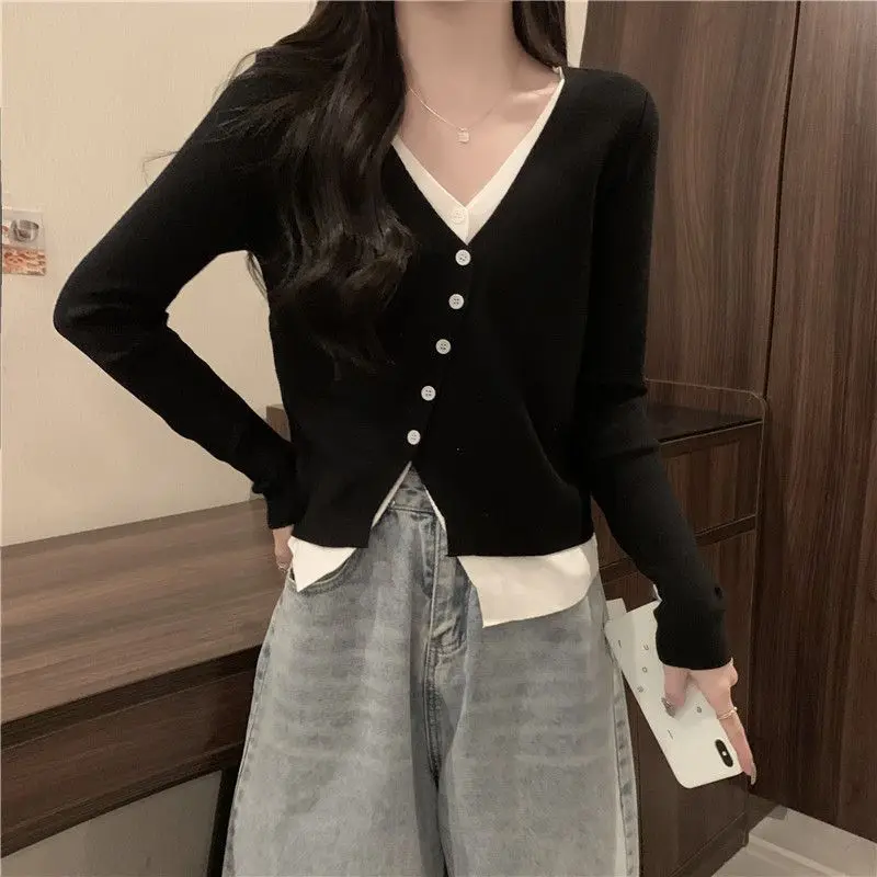 Fake Two Pieces Patchwork Cardigan Spring Autumn Casual V-Neck Single-breasted Female Clothing Chic Solid Color Knitted Sweaters