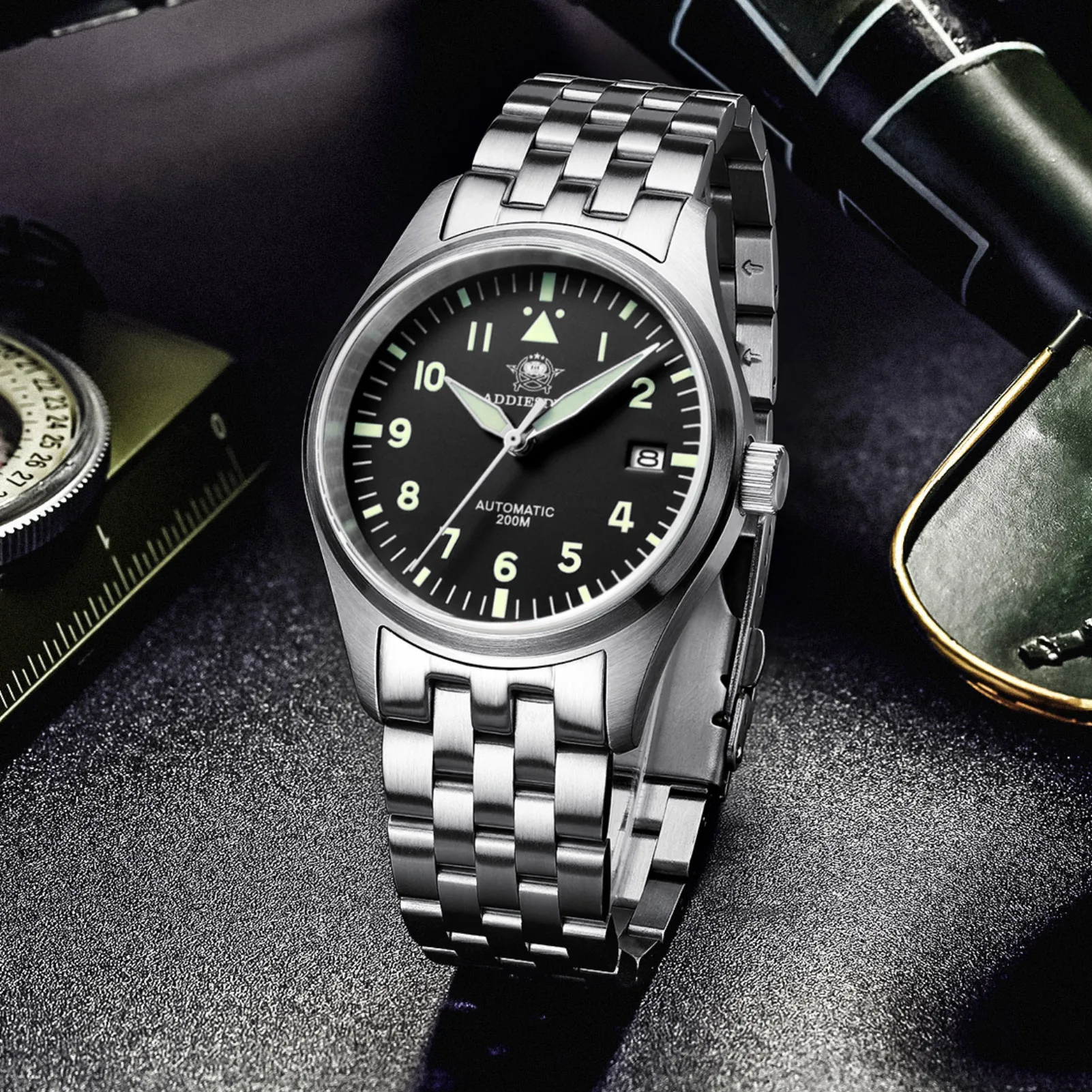 

ADDIESDIVE Sapphire Mechanical Watch 39mm Japanese 8215 Movement Men's Automatic Watch 200m Water Resistance Vintage Luminous