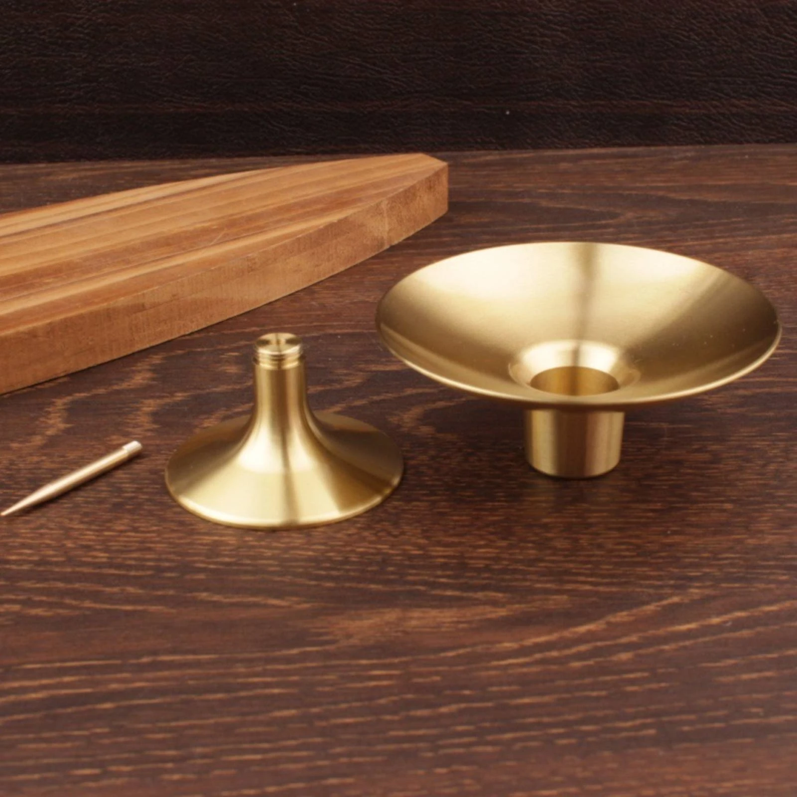 황동 캔들 홀더 전통 디자인 골드 캔들 스탠드 홈 데코 - Home Decor Gold 리뷰 및 가격