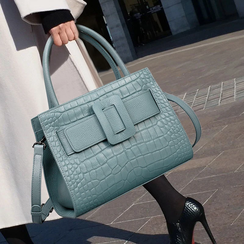 2025 New Genuine Leather Women's Bag Fashion Large Capacity Shoulder Messenger Bag Female Handbag Elegant Crocodile Pattern