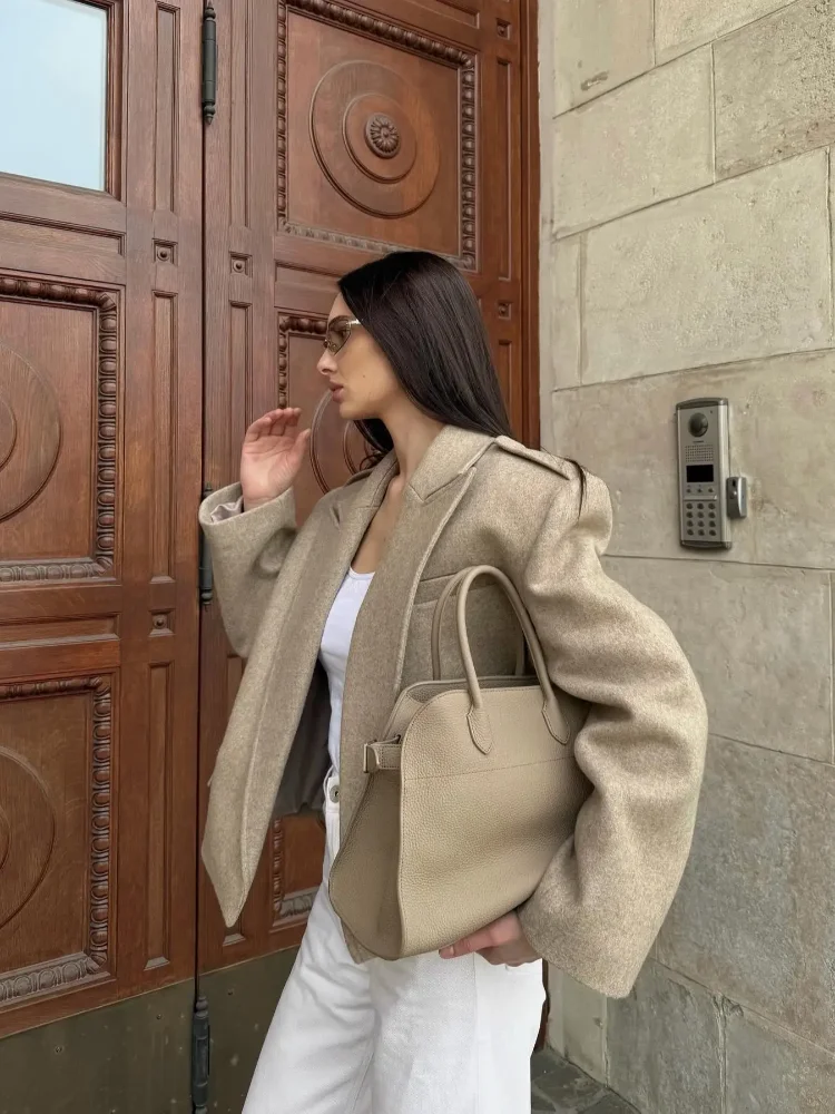 

Solid Color Fashion Woolen Short Jacket Women Chic Deep V-neck Buttonless Pocket Loose Jackets Daily Commuting Office Outerwears
