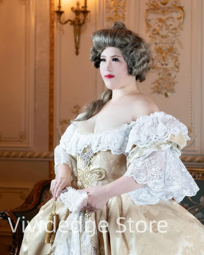 Customized  Vintage Gold Prom Dresses Delicate Lace Tudor Costume Medieval Renaissance Duchess Victorian Evening Gowns