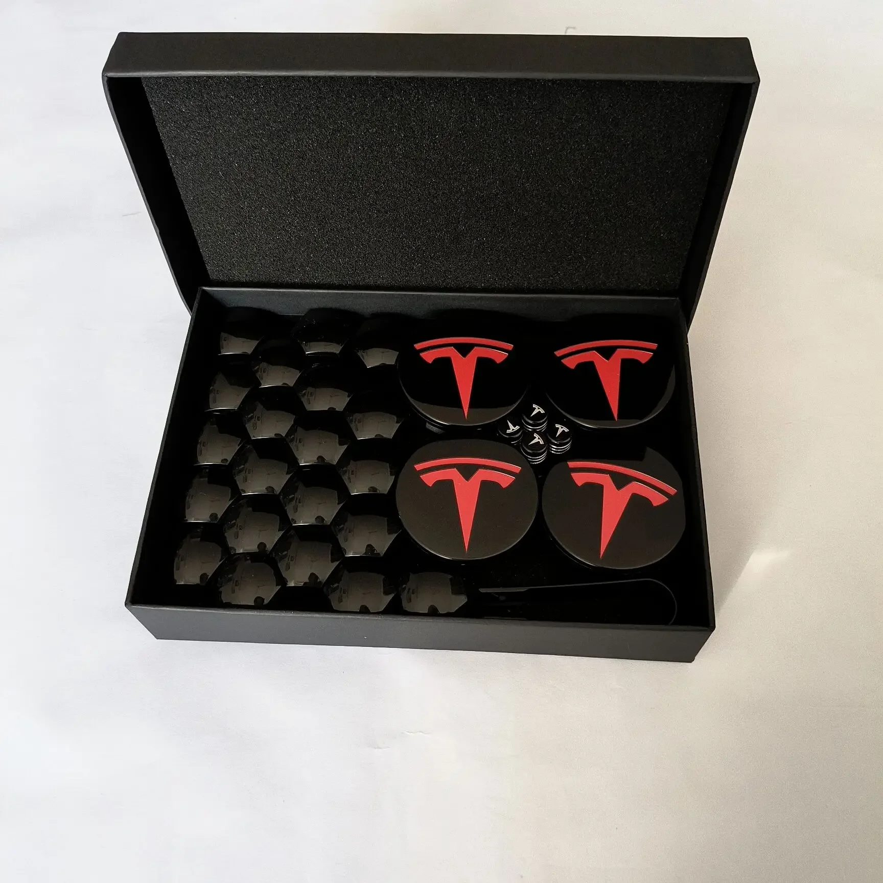 검정색