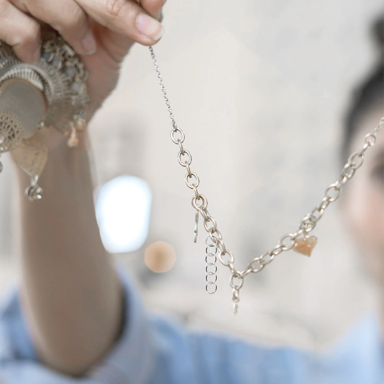 

400Pcs Zinc Alloy Jewelry Jump Rings Connectors for DIY Necklaces Bracelets Earrings Keychain Crafts