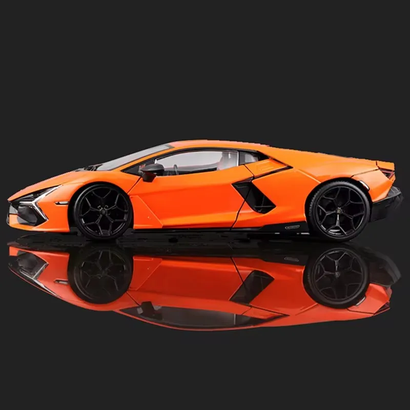 Maisto 1:18 Lamborghini Revuelto Sports Car Miniature Diecast Model Lamborghini Alloy Luxury Vehicle Toys Christmas Kids Gift