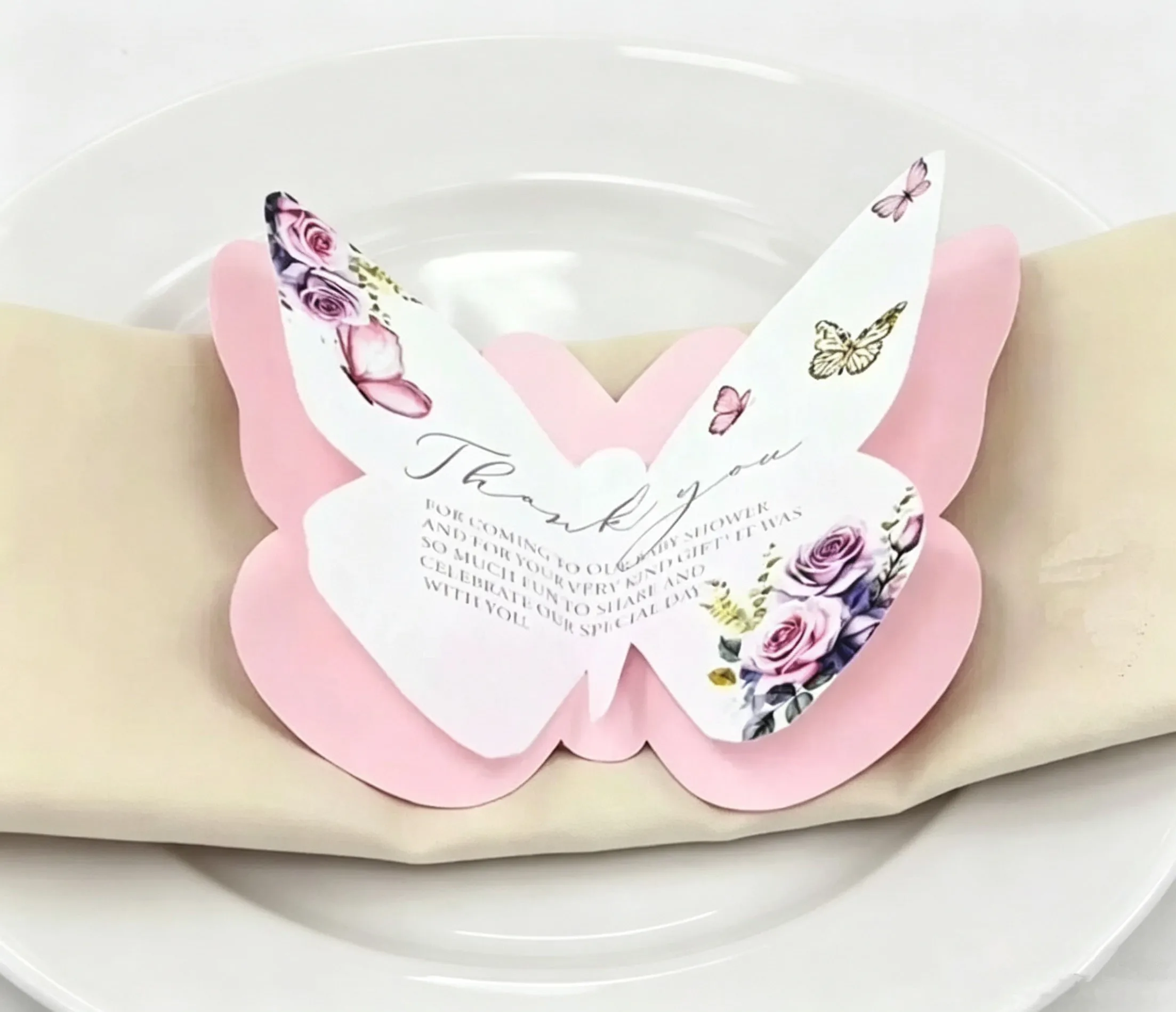 100pcs Elegant Paper Thank you Card Wedding Table Decoration Custom Laser Cut Butterfly Menu Invitation Card Marriage Greetings
