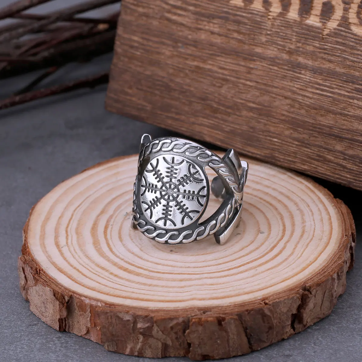 316L Stainless Steel Vikings Vegvisir Compass Ring for Men Vintage Awe of Helmet Rune Amulet Fashion Ring Hip Hop Biker Jewelry