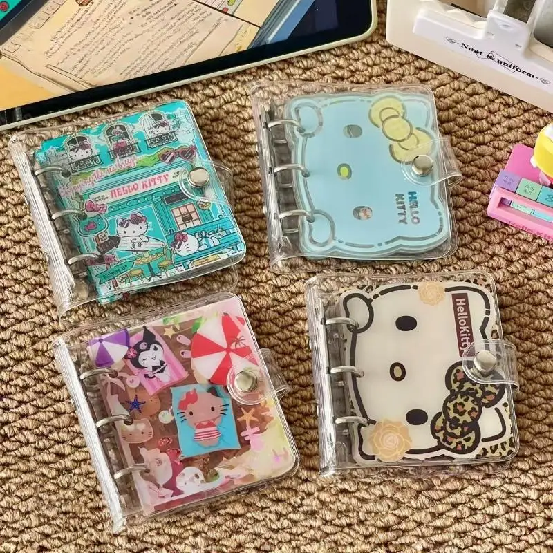 Il libro di carte a fogli mobili in acrilico della serie HelloKitty dei cartoni animati può contenere biglietti di celebrità, carta bancaria, fotografia, regalo di Natale di Halloween