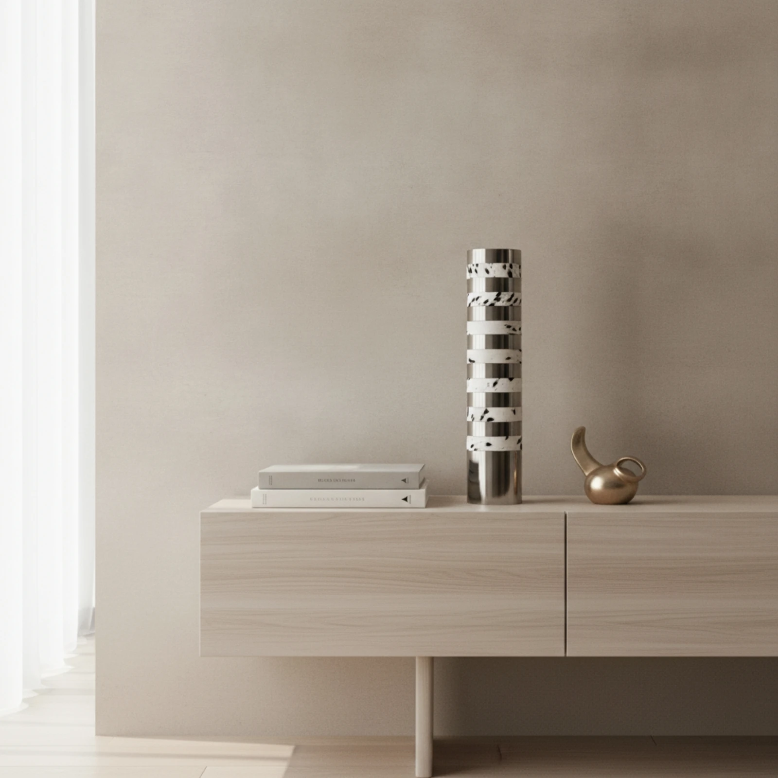 Flower Vase Silver-Toned Metal Vase Floral Vessel Modern Sculptural for Living Room, Dining Table