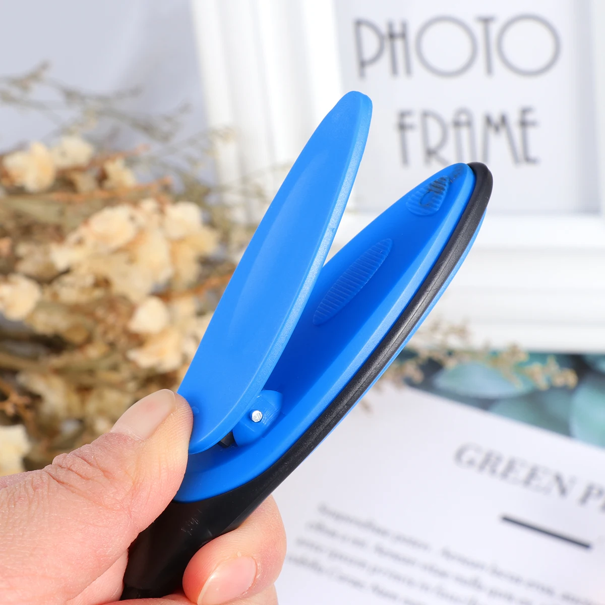 

Mini Stylish Clip Book Light 25x3x15cm Non Flickering LED Reading Lights for Books Travel Bed Portable Pocket Size