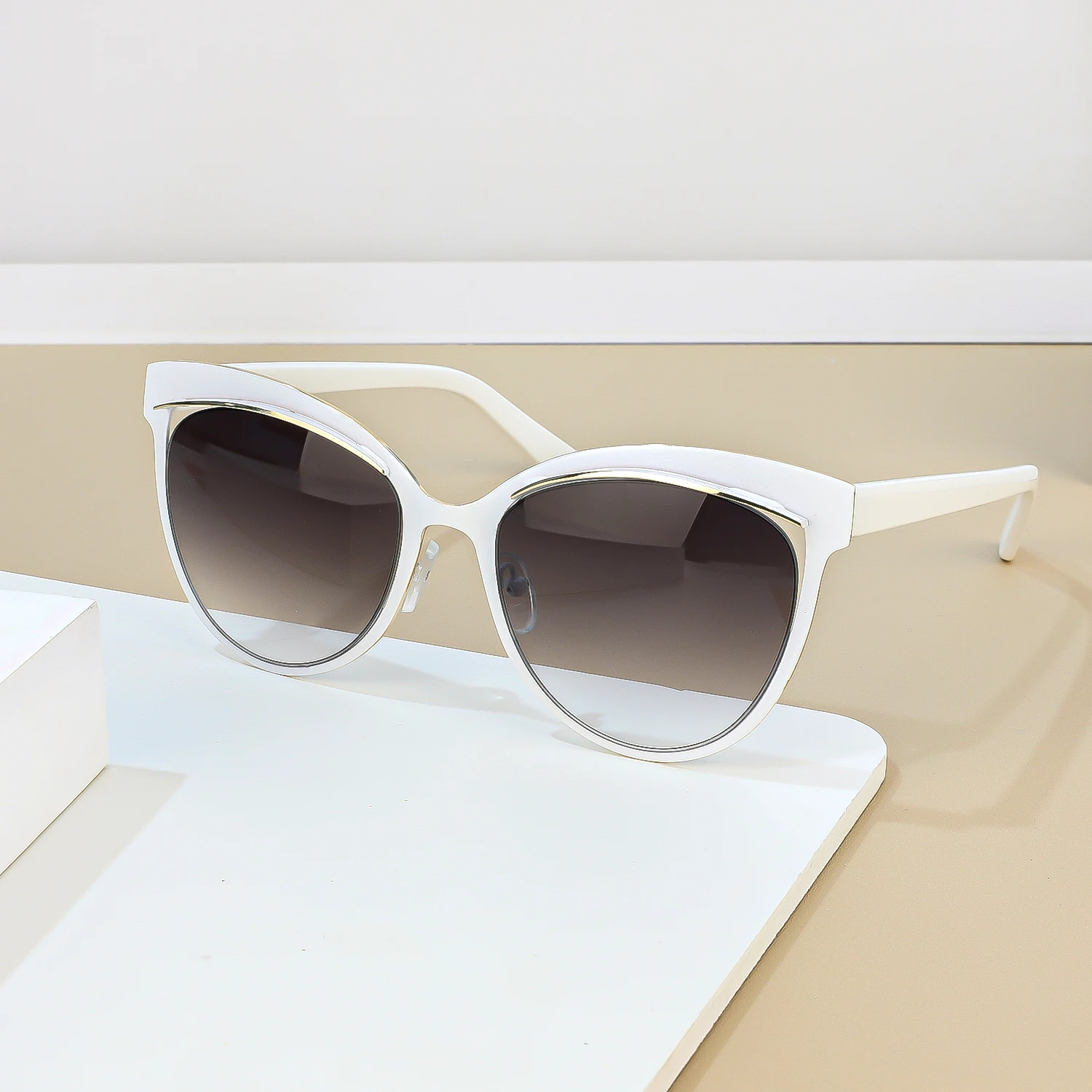 2026 neue Mode Cat Eye Sonnenbrille Frauen Übergroßen Schwarz Rahmen UV400 Schutz Trendy Sonnenbrille für Sommer – Detail 2