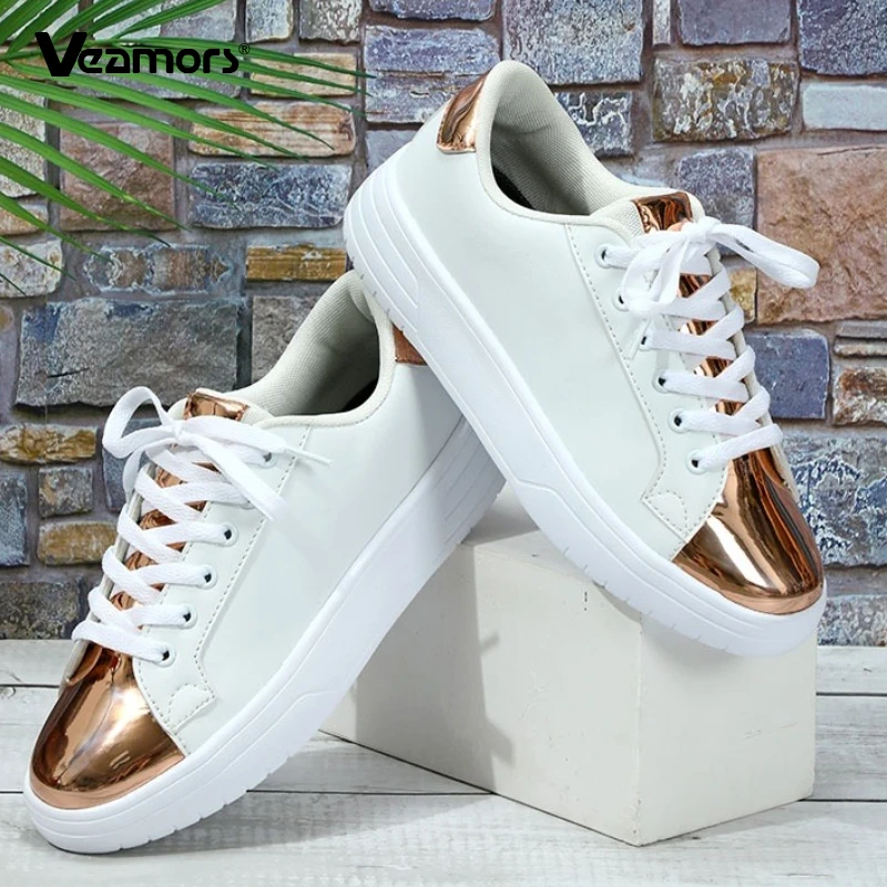 

New Couple's Trendy Board Shoes Women Soft White Walking Shoes Men's Comfortable Light Casual Sports Shoes for Running Traveling